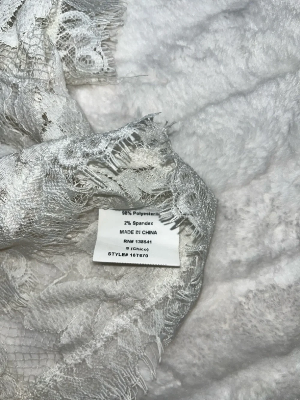 NWT Naked Wardrobe White Romantic Lace Statement Scalloped Hem Cropped Top S - Picture 5 of 7